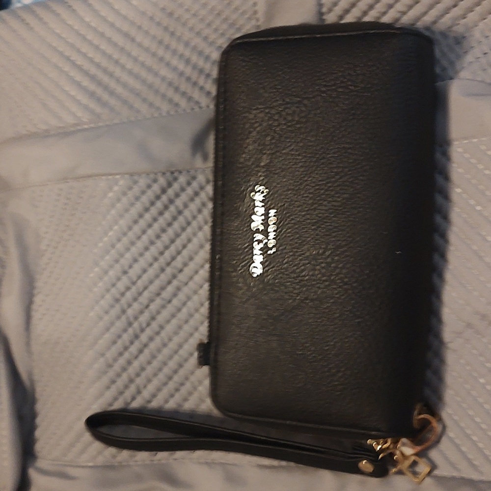 Women's Darcy Marks Wallet, Black, Wristlet